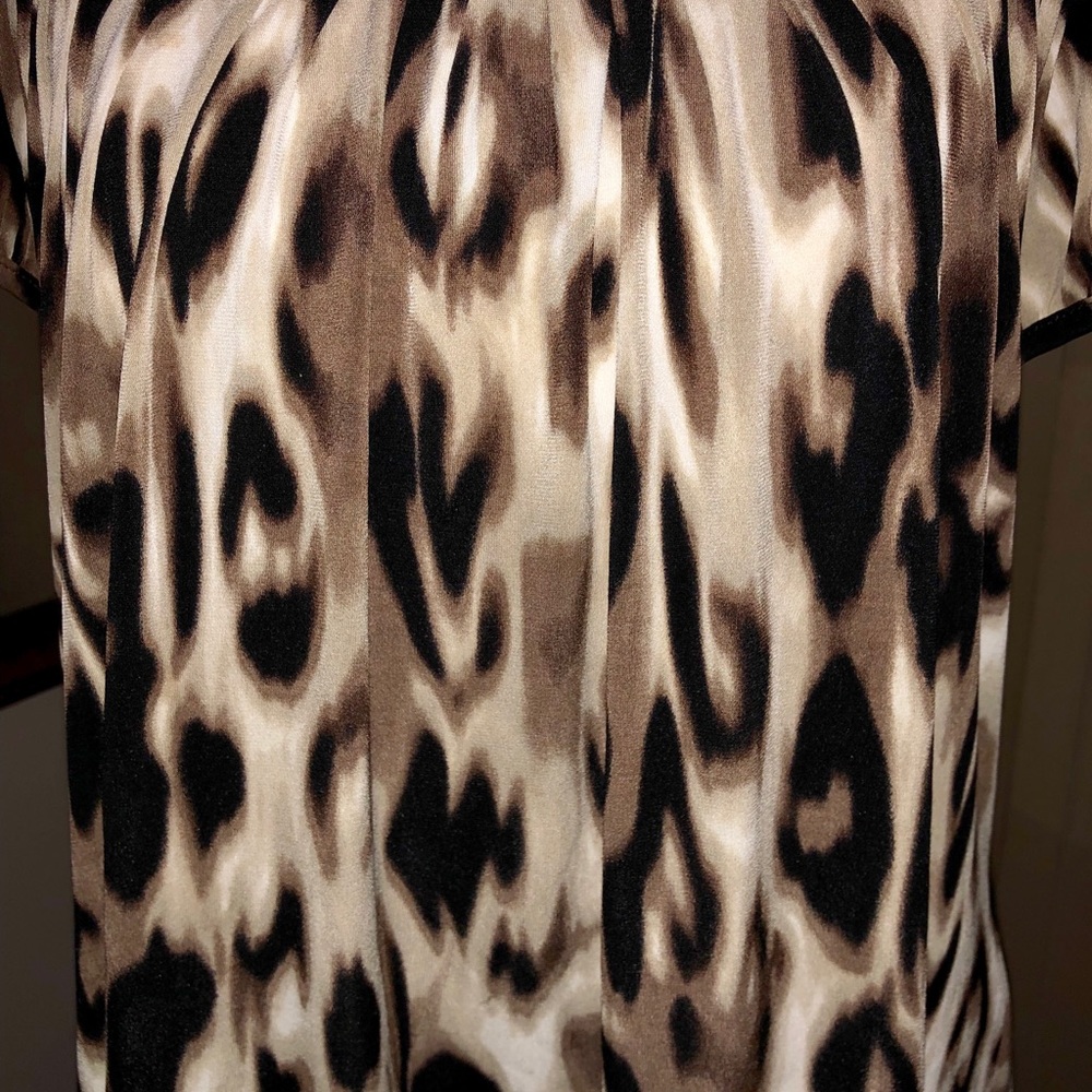 Style & Co Leopard Style Top - Picture 2 of 4